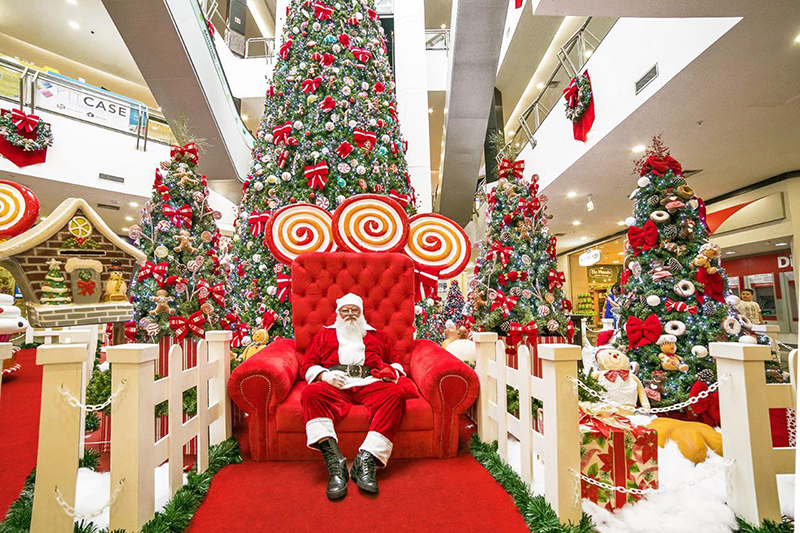 Foto da casa do papai noel representando o natal